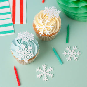 Snowflake Cake Charm Set
