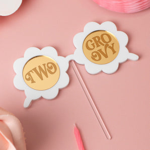 Daisy Sunglasses Cake Topper